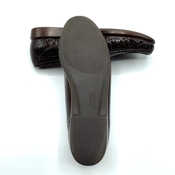 SAS Croc Pattern Patent Leather Loafer - Picture 8 of 8